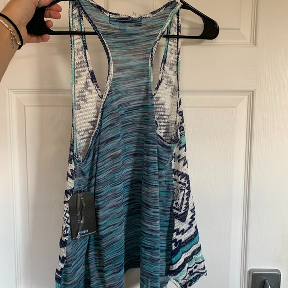 Patterned Tank Top - Picture 2 of 2